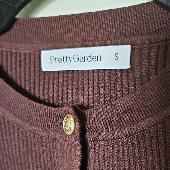Pretty Garden High Neck Brown Ribbed Gold Button Long Sleeve Stretch Cardigan SM - Picture 2 of 6